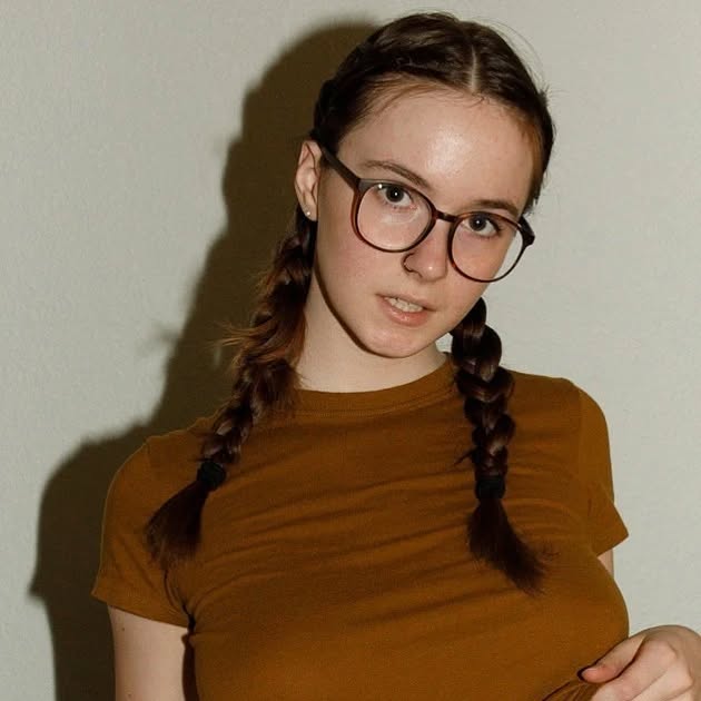 Hazel Moore Bio Age, Career, Net Worth, Height, Education, Boyfriend & More