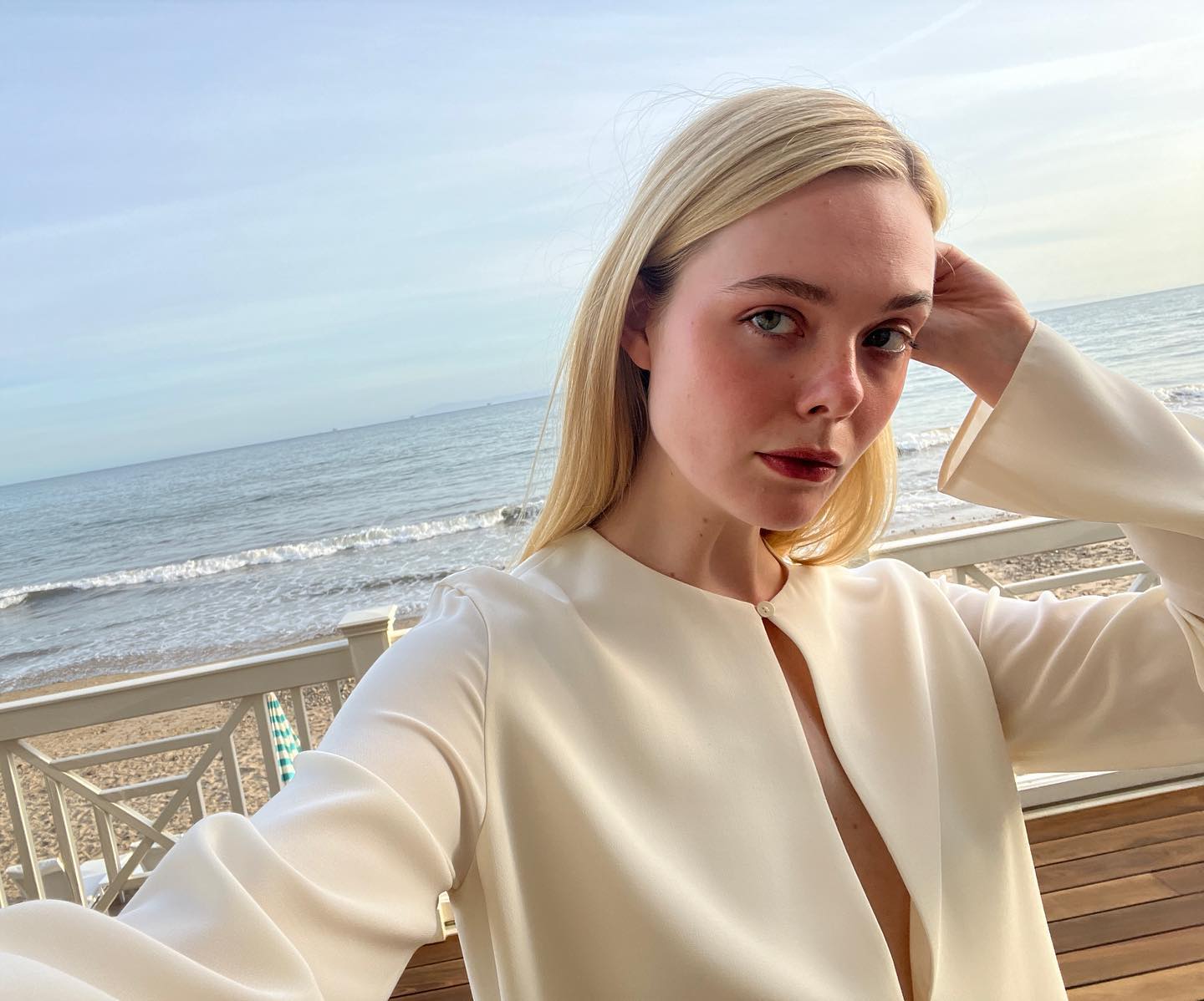 Elle Fanning Bio Age, Career, Net Worth, Height, Education, Boyfriend & More